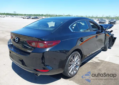 2021 Mazda Mazda3 Select z USA, uszkodzony, nr VIN 3MZBPABL1MM200080